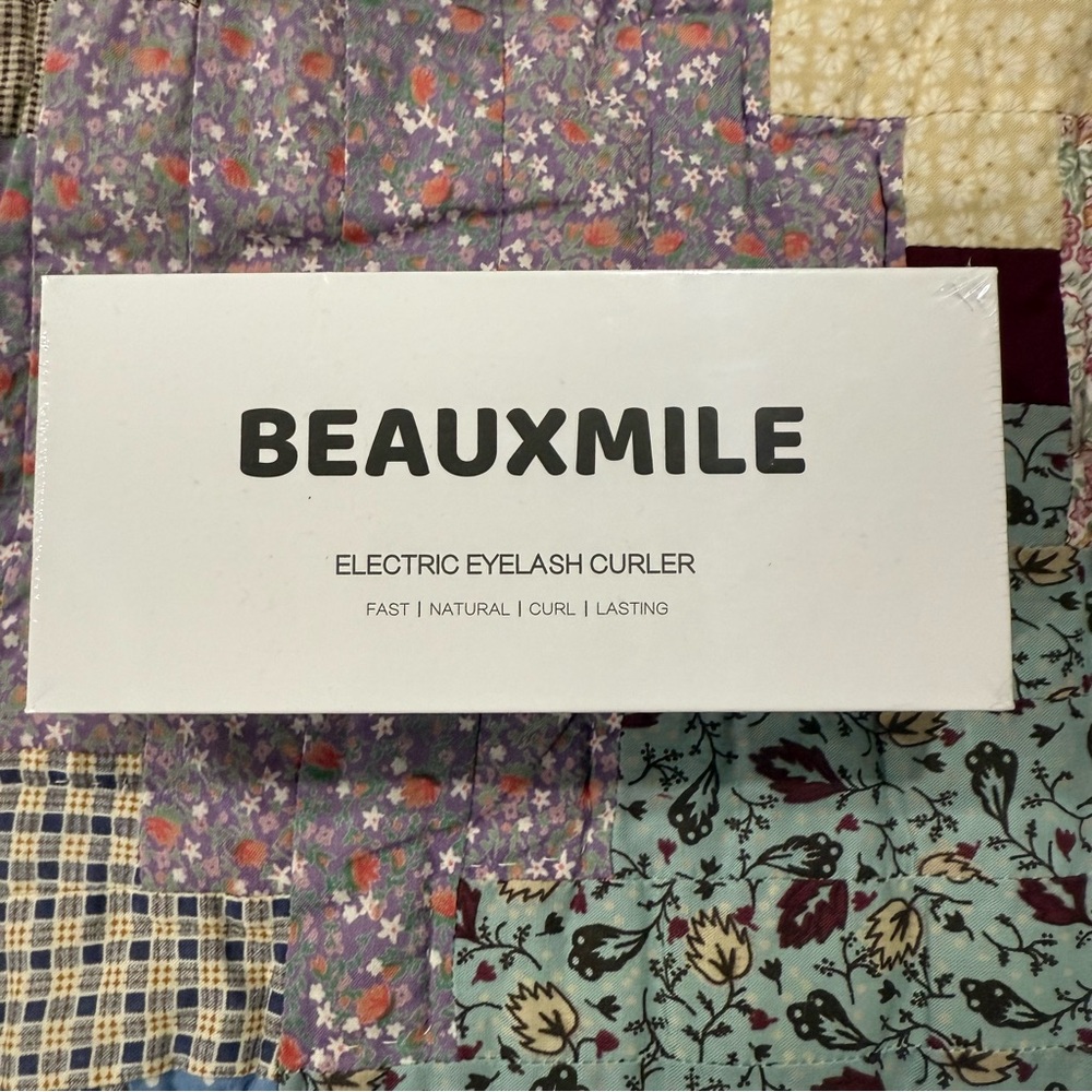 Beauxmile Heated Electric Eyelash Curler – Black